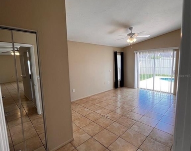 7241 Mauna Loa Boulevard - Photo Thumbnail 9
