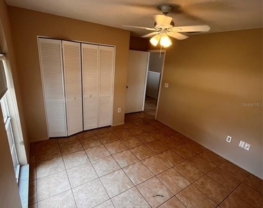 7241 Mauna Loa Boulevard - Photo Thumbnail 16
