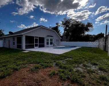 7241 Mauna Loa Boulevard - Photo Thumbnail 26