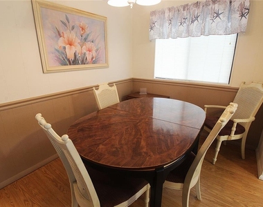 607 Cervina Drive - Photo Thumbnail 7