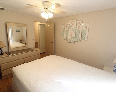 607 Cervina Drive - Photo Thumbnail 16