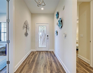 233 Palidoro Circle - Photo Thumbnail 8