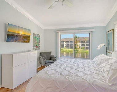 5644 Ashton Lake Drive - Photo Thumbnail 5
