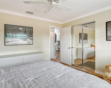 5644 Ashton Lake Drive - Photo Thumbnail 8