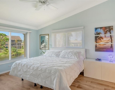5644 Ashton Lake Drive - Photo Thumbnail 4