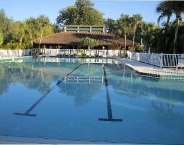5644 Ashton Lake Drive - Photo Thumbnail 11