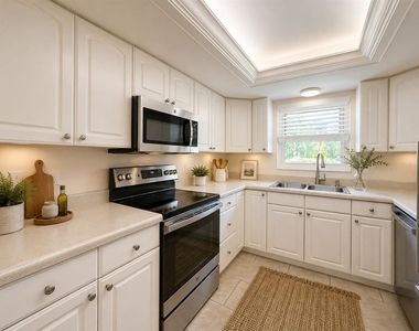 3625 Longmeadow - Photo Thumbnail 2