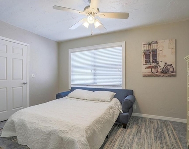2907 Hyde Park Street - Photo Thumbnail 19
