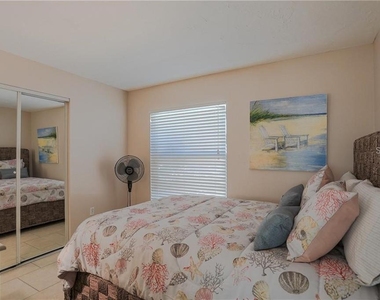 2907 Hyde Park Street - Photo Thumbnail 14
