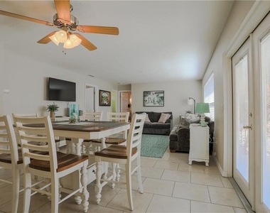 2907 Hyde Park Street - Photo Thumbnail 2