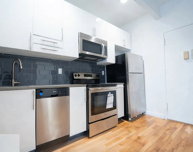 452 East 84th Street - Photo Thumbnail 1