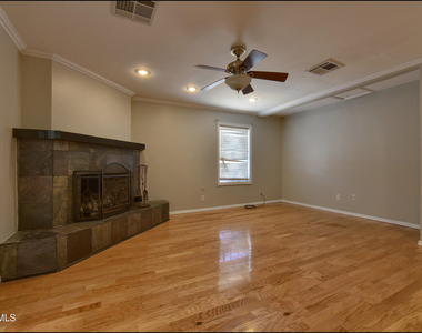 4700 Louisiana Street - Photo Thumbnail 9