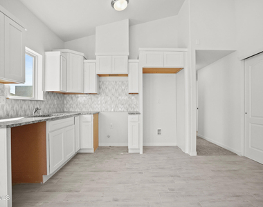 14372 Bill Lazor Parkway - Photo Thumbnail 11
