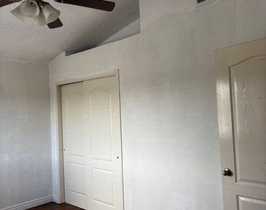 2313 Passage Place - Photo Thumbnail 23