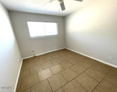 5813 Beaumont Place - Photo Thumbnail 22