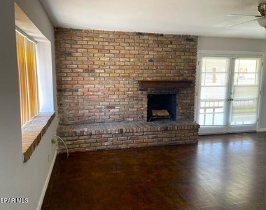 5813 Beaumont Place - Photo Thumbnail 6