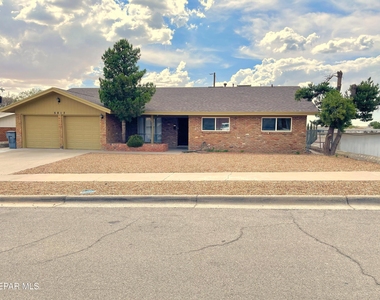 5813 Beaumont Place - Photo Thumbnail 10