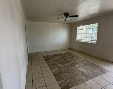 8421 Mercury Street - Photo Thumbnail 2