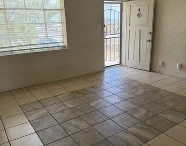 8421 Mercury Street - Photo Thumbnail 3