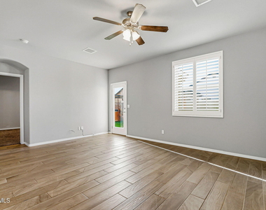 12365 Desert Vista Avenue - Photo Thumbnail 15