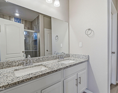 12365 Desert Vista Avenue - Photo Thumbnail 23