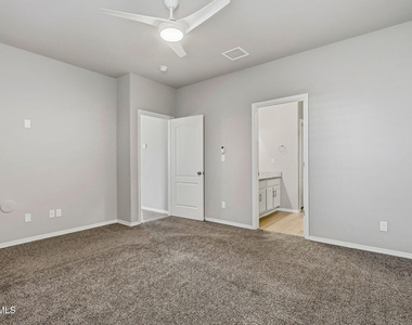12365 Desert Vista Avenue - Photo Thumbnail 22