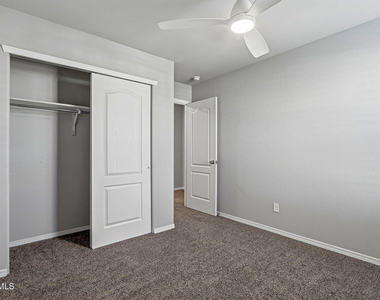 12365 Desert Vista Avenue - Photo Thumbnail 37