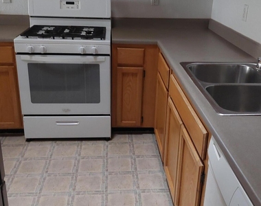 12641 Tierra Tigre Avenue - Photo Thumbnail 13
