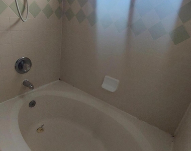 12641 Tierra Tigre Avenue - Photo Thumbnail 16