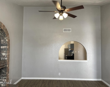 12144 Blue Quail Avenue - Photo Thumbnail 3