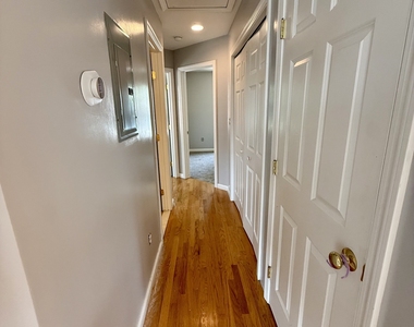 162 Broad Street - Photo Thumbnail 14