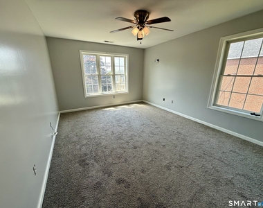 162 Broad Street - Photo Thumbnail 12