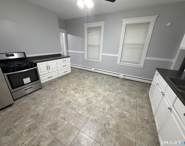 79 James Street - Photo Thumbnail 6