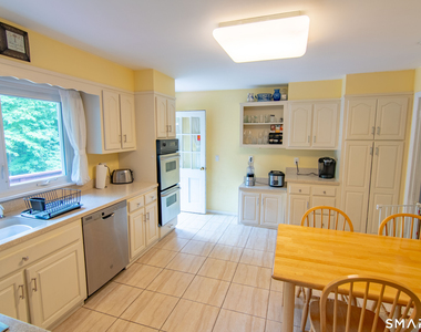 113 Dogwood Lane - Photo Thumbnail 7