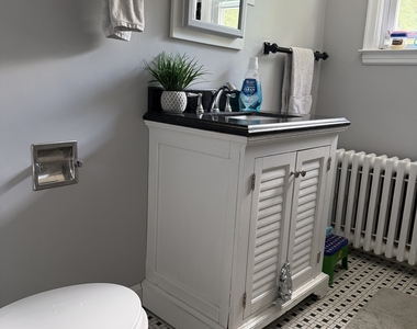 212 Maple Hill Avenue - Photo Thumbnail 8