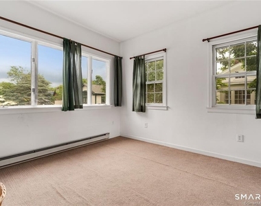 239 Bradley Street - Photo Thumbnail 8