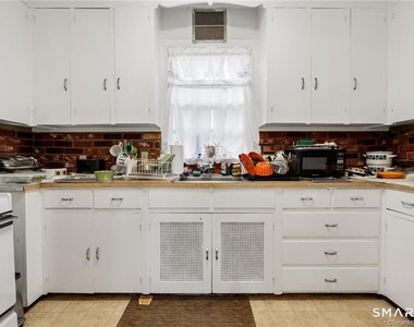 239 Bradley Street - Photo Thumbnail 13