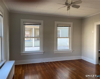433 Migeon Avenue - Photo Thumbnail 2