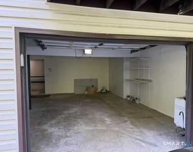 108 Homestead Lane - Photo Thumbnail 15