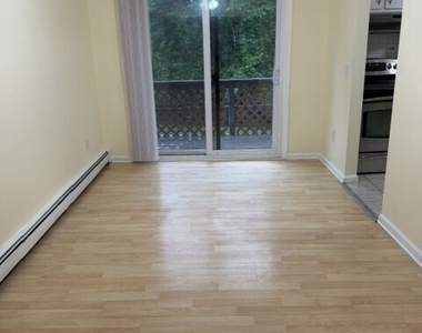 108 Homestead Lane - Photo Thumbnail 2