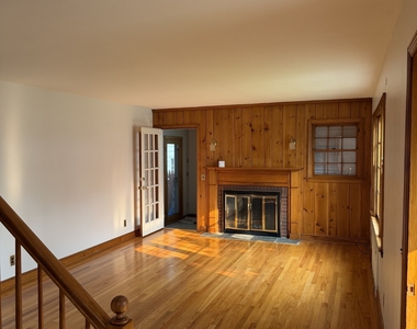 25 Ludlow Manor - Photo Thumbnail 1