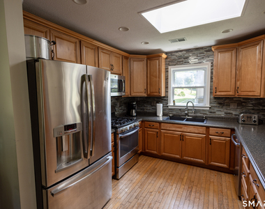 18 Pinewood Shores - Photo Thumbnail 13