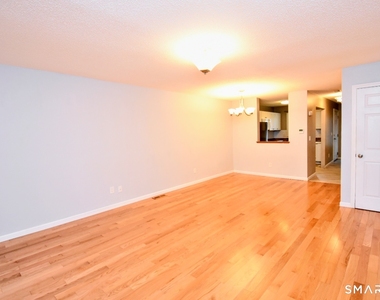 410 Emmett Street - Photo Thumbnail 8