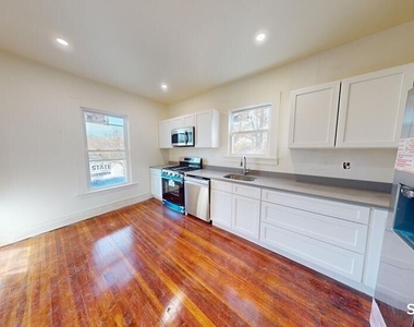 736 Main Street - Photo Thumbnail 4