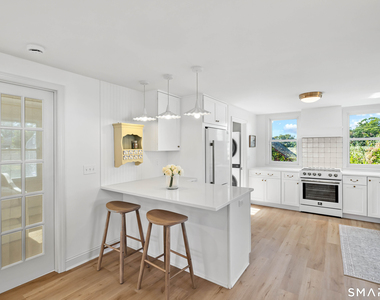 144 Shore Road - Photo Thumbnail 13
