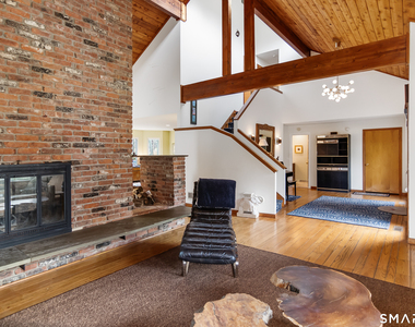 1 Brightfield Lane - Photo Thumbnail 11