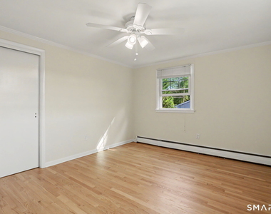 45 Valleyview Road - Photo Thumbnail 11