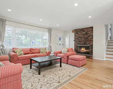 45 Valleyview Road - Photo Thumbnail 1
