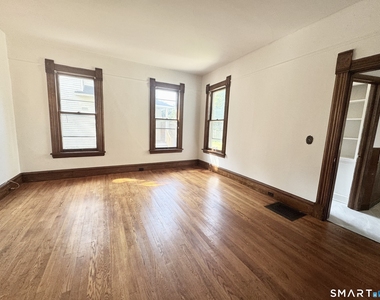 23 Quintard Avenue - Photo Thumbnail 12