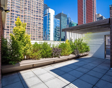 East 38th Street - Photo Thumbnail 10